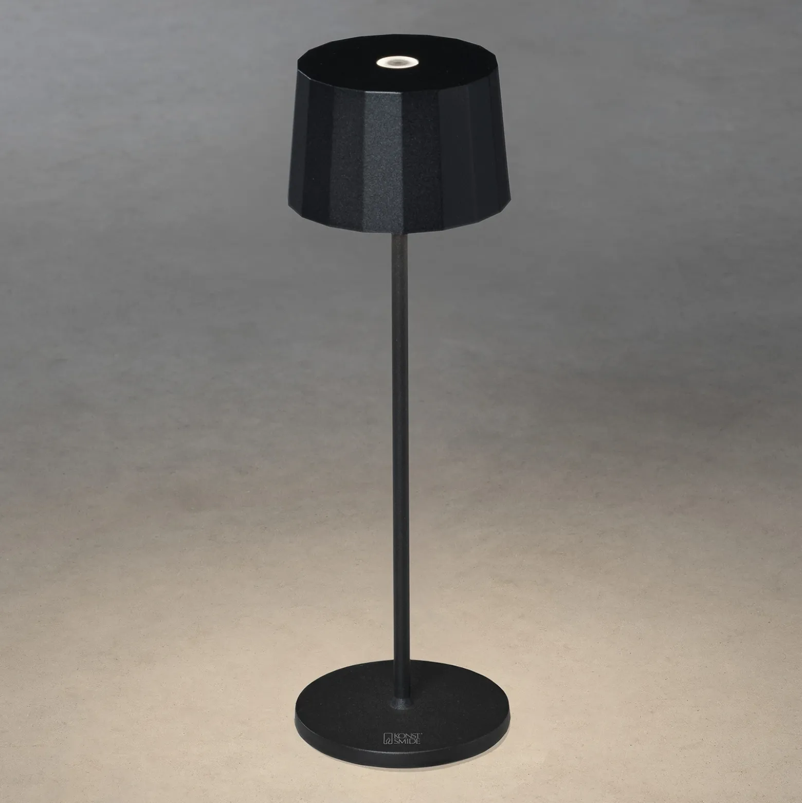 Lámpara de mesa LED Positano para exterior, negro