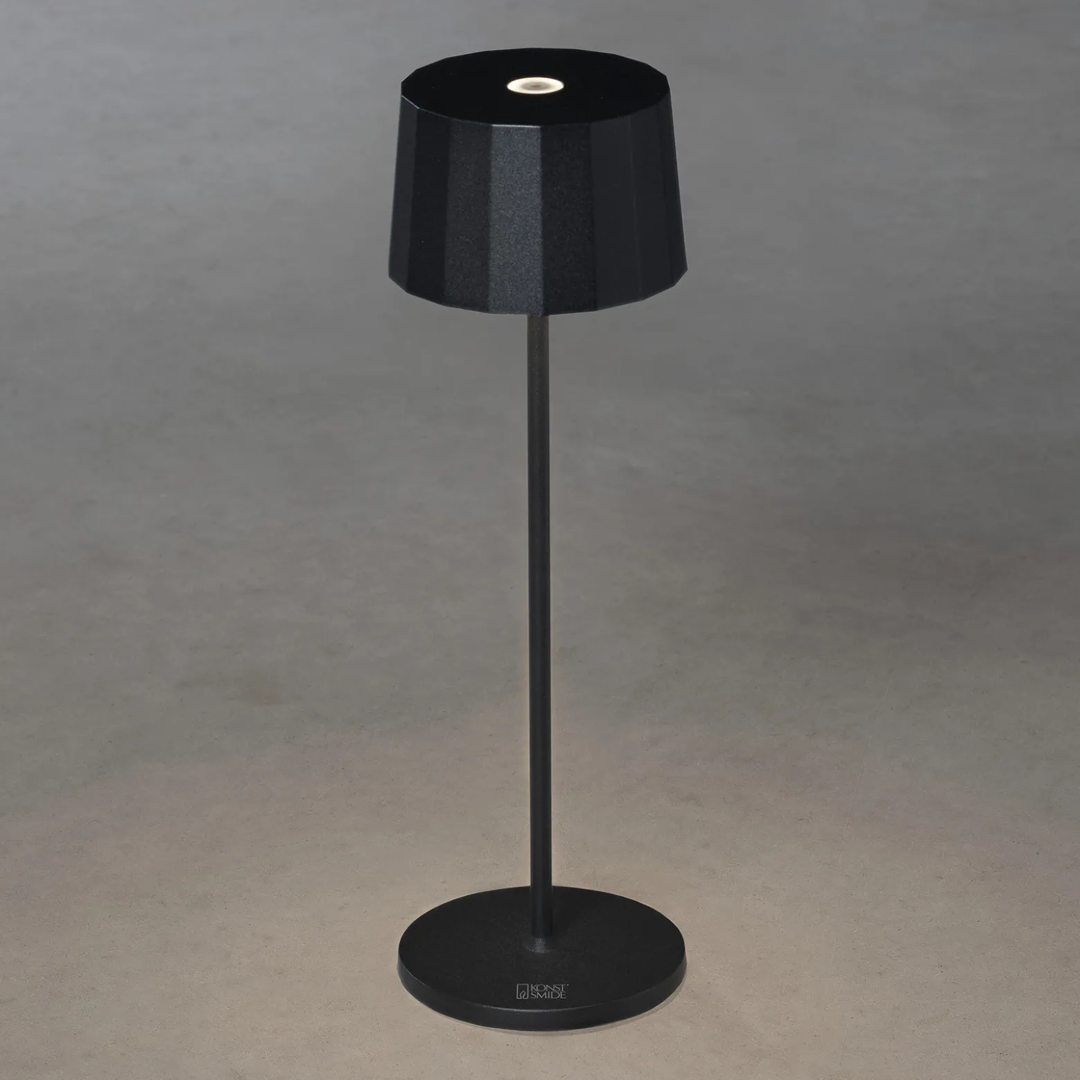 Lámpara de mesa LED Positano para exterior, negro