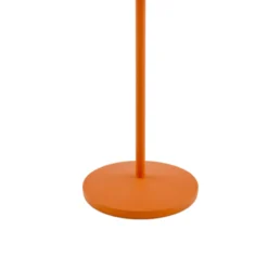 Lámpara de mesa LED recargable Arietty de Lindby, naranja, atenuable, IP65