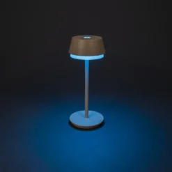 Lámpara de mesa LED recargable Lyon, color arena, IP54, atenuador, CCT, RGB