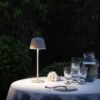 Lámpara de mesa LED recargable OSRAM ENDURA STYLE, beige 30 cm IP44 CCT