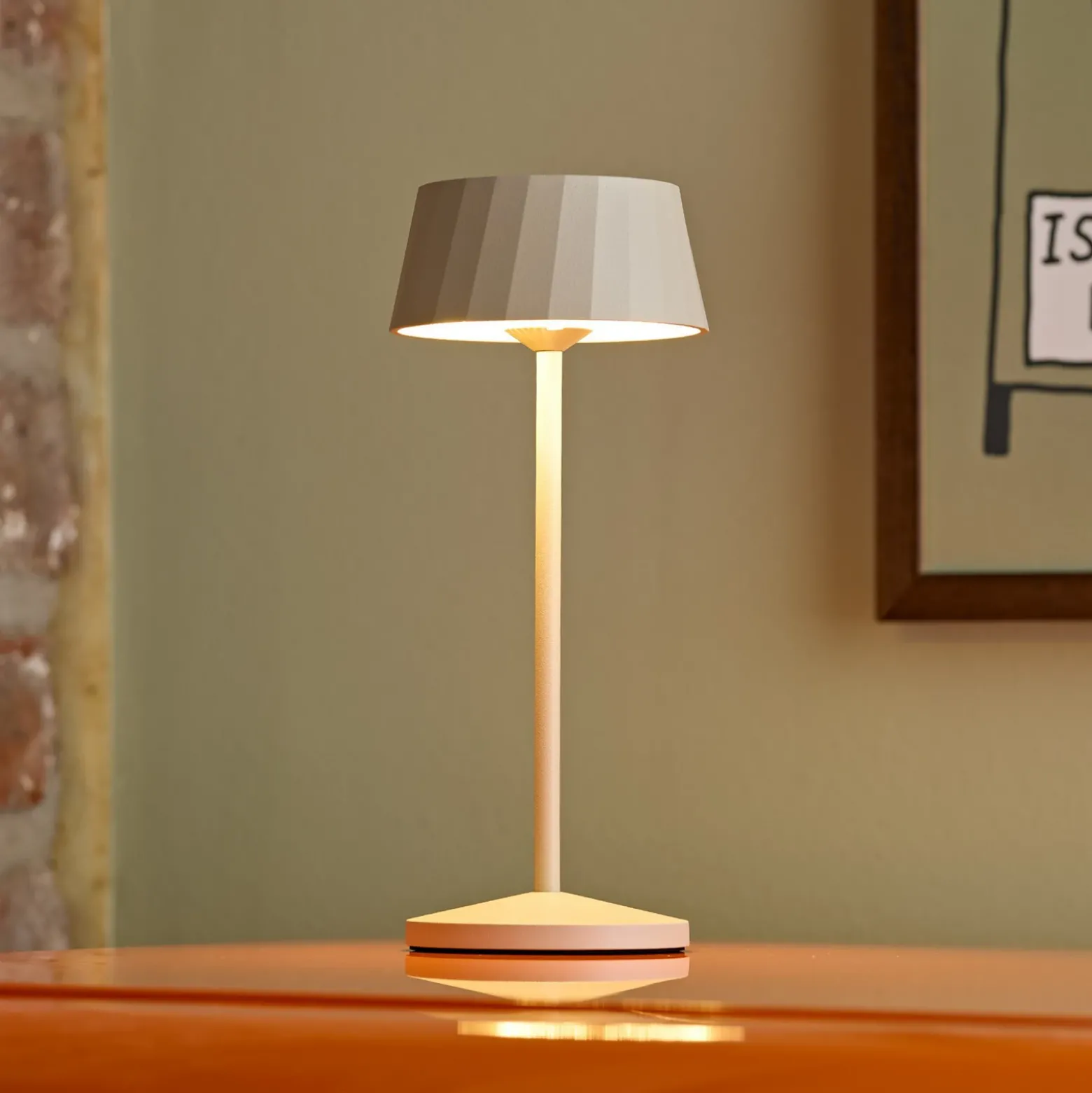 Lámpara de mesa LED recargable Facetta, beige, 22 cm, metal, CCT IP44