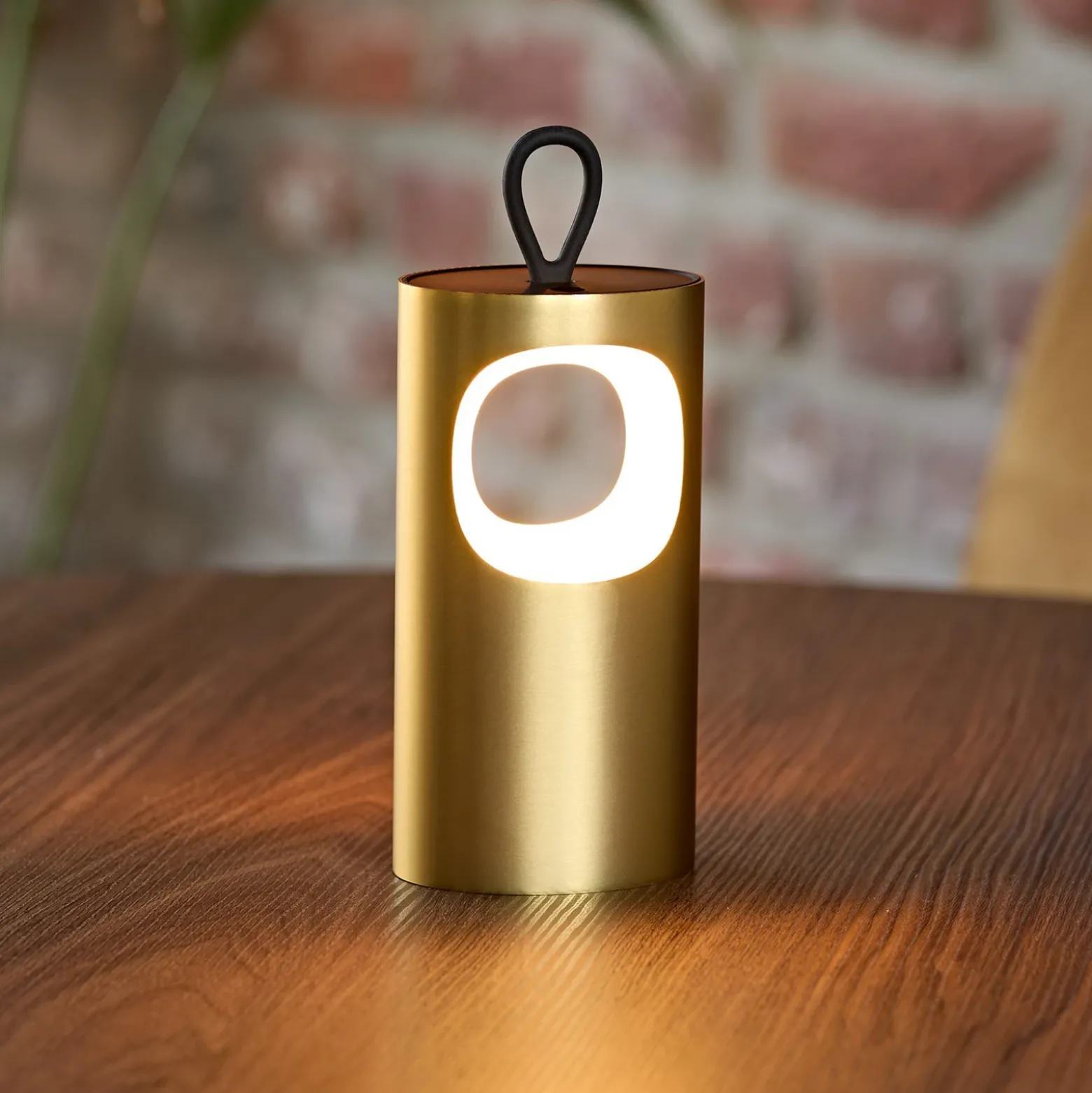 Lámpara de mesa LED recargable Lunari, dorada 16 cm Metal CCT IP44