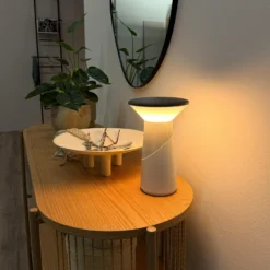 Lámpara de mesa LED recargable Pilia, color antracita/gris claro, altura 24 cm,