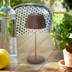 Lámpara de mesa LED recargable Brilo unplugged Riffle, 20 cm, arena oscura