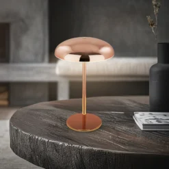 Lámpara de mesa LED recargable Brilo unplugged Caxa, color cobre