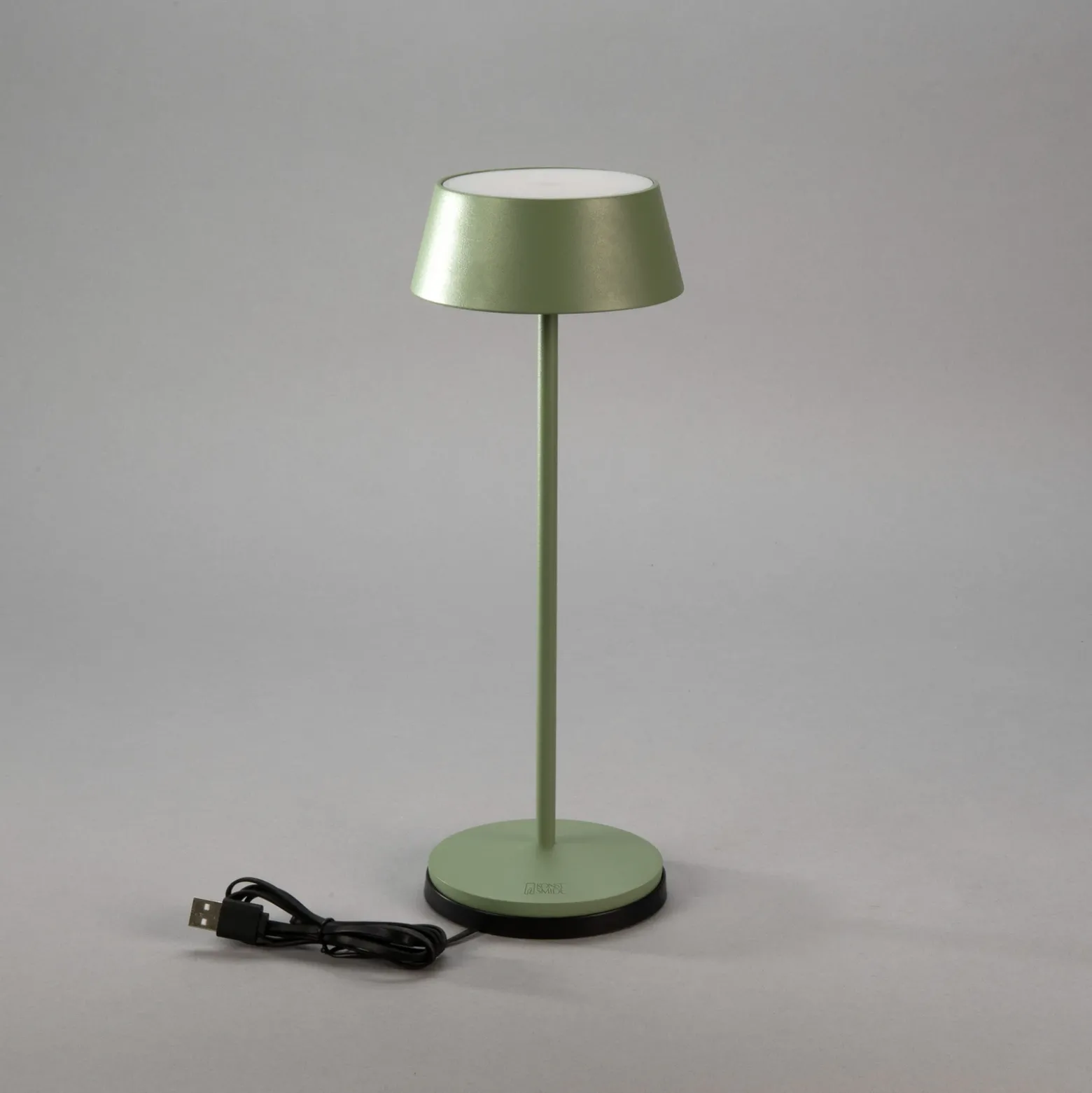 Lámpara de mesa LED recargable Menton, verde, altura 27 cm, IP54, USB