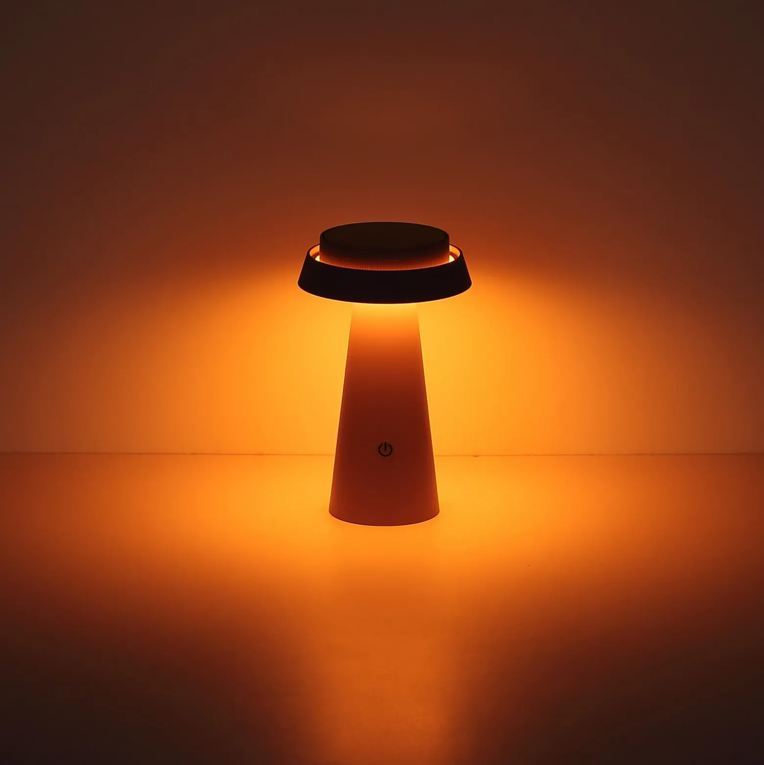 Lámpara de mesa LED solar 36624, blanca, batería recargable, CCT, IP54,