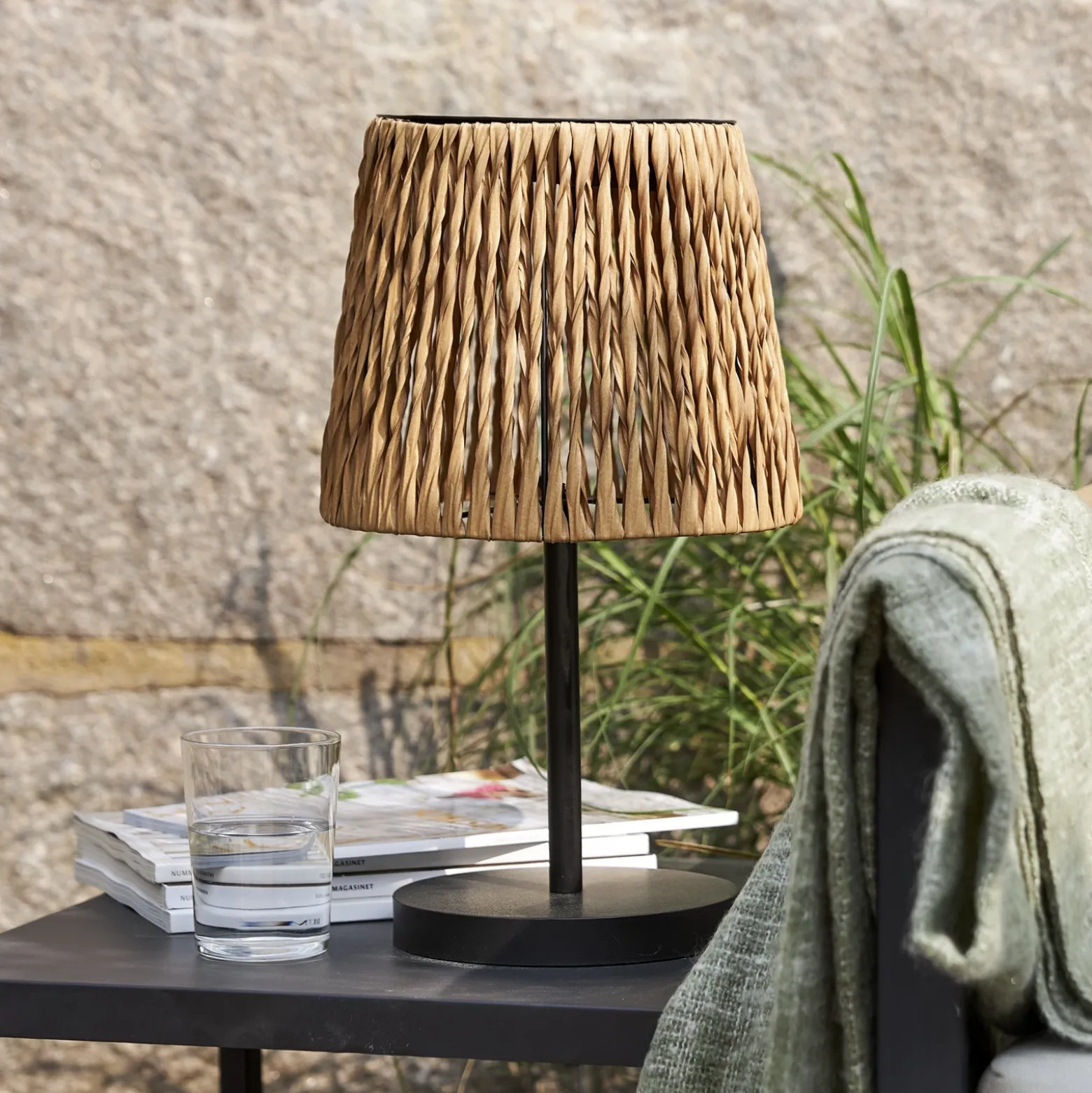 Lámpara de mesa LED solar Cesta 48cm marrón/negro plástico/metal