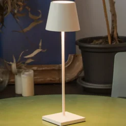 Lámpara de mesa LED Toc USB-Charger, IP54, blanco