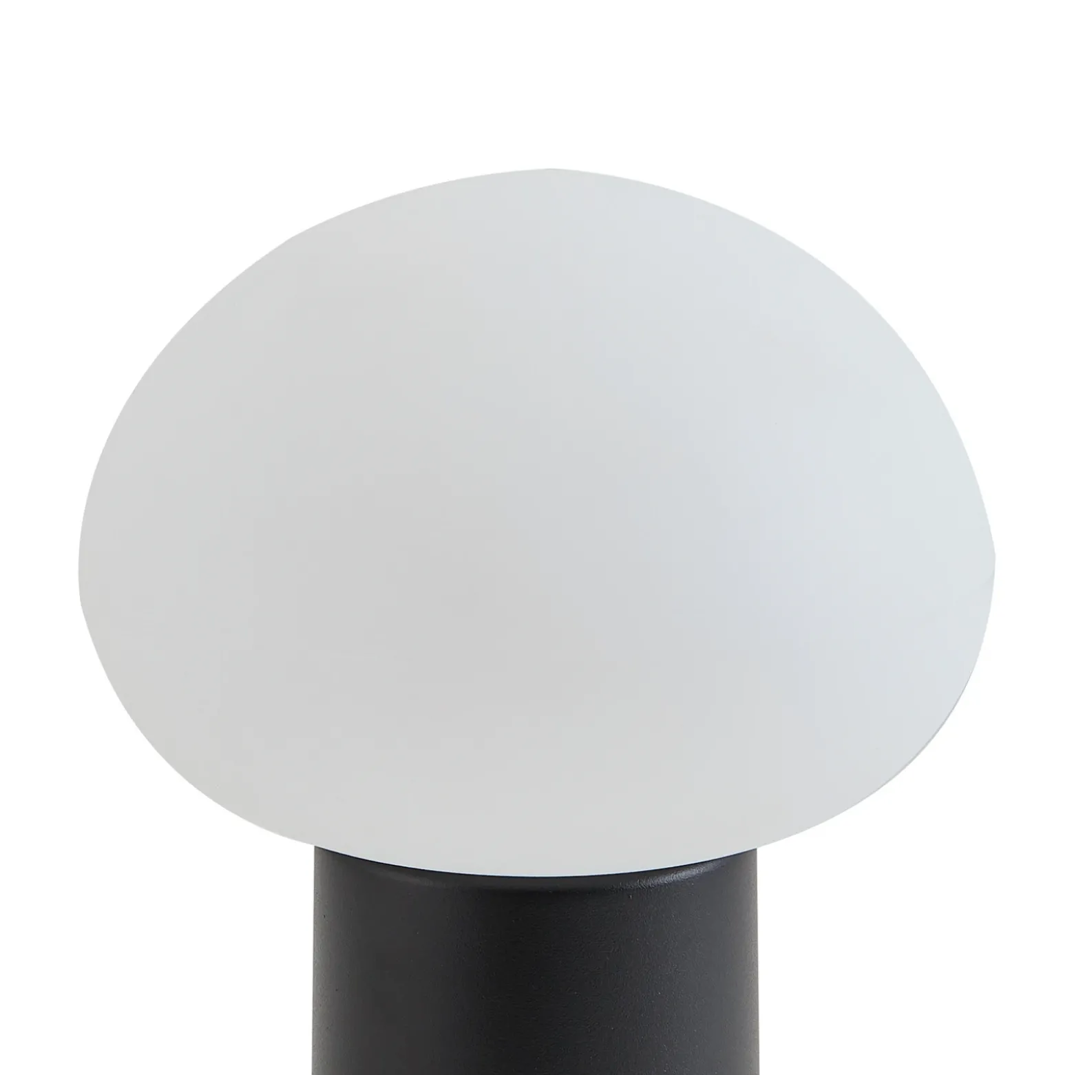 Lámpara de mesa Lindby LED recargable Zelie, negra, aluminio, IP44