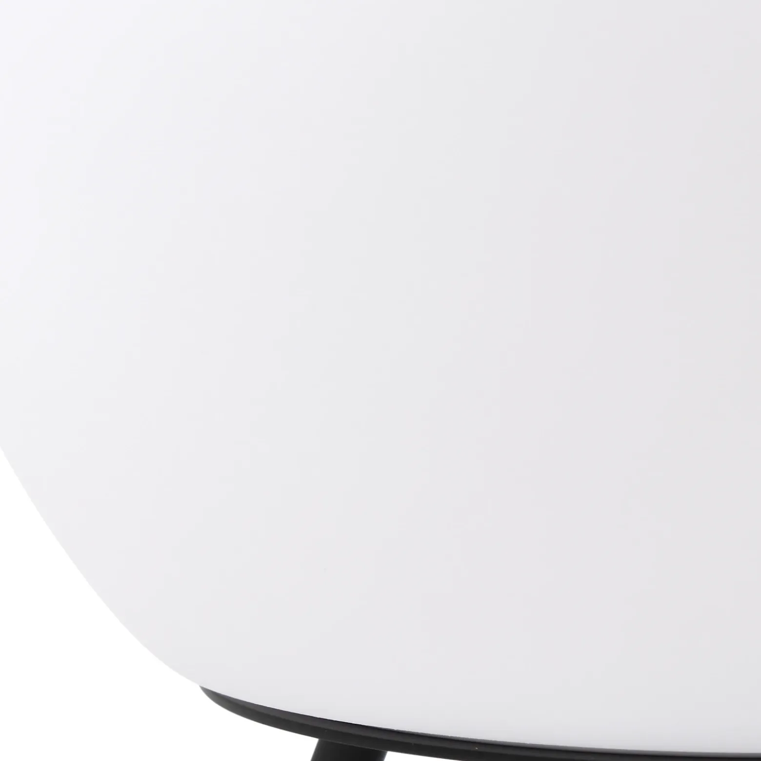Lámpara de mesa Lindby LED recargable Aurilia, blanco/negro, hierro, IP44