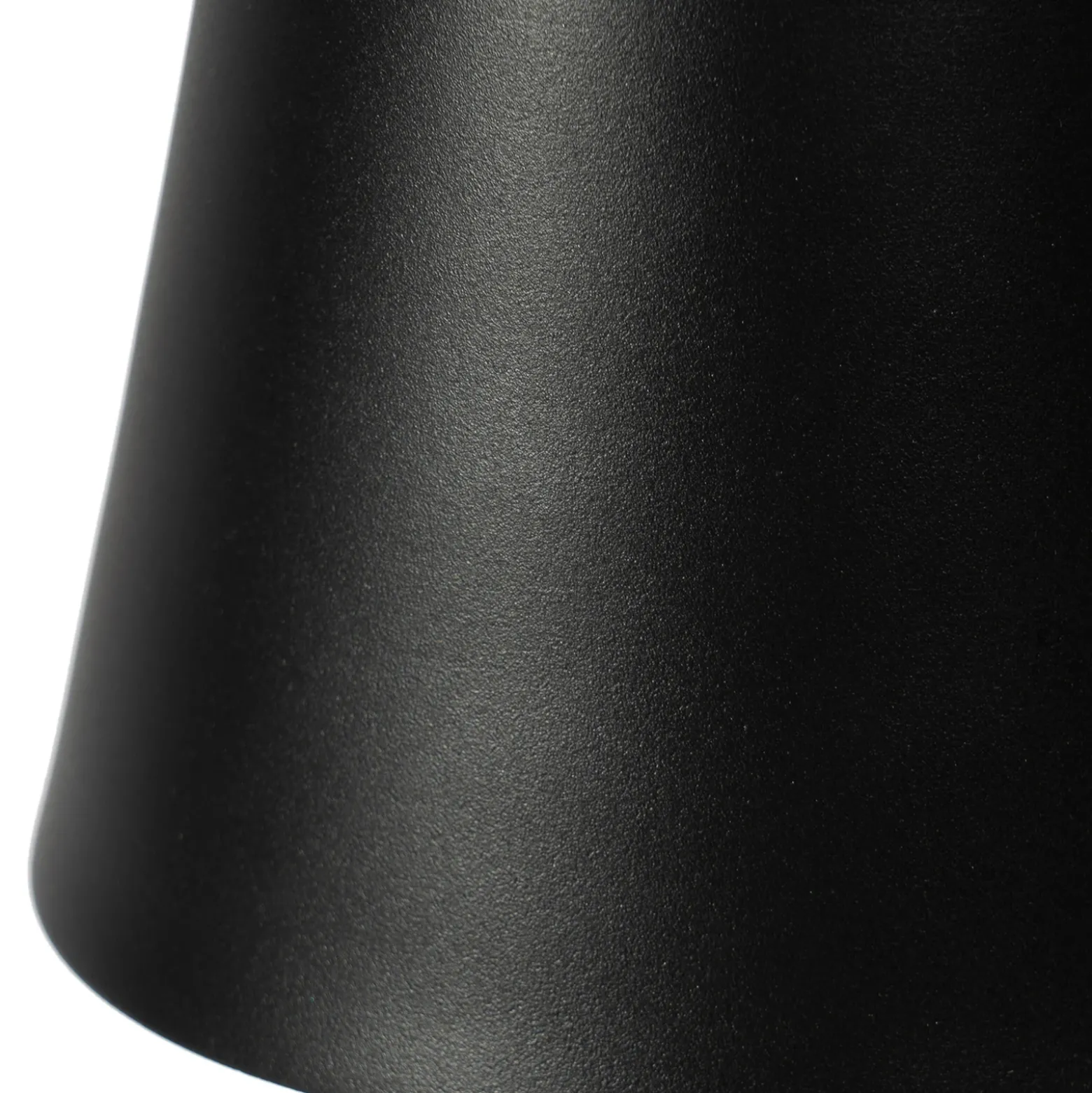 Lámpara de mesa Lindby LED recargable Janea CROSS, negra, metal