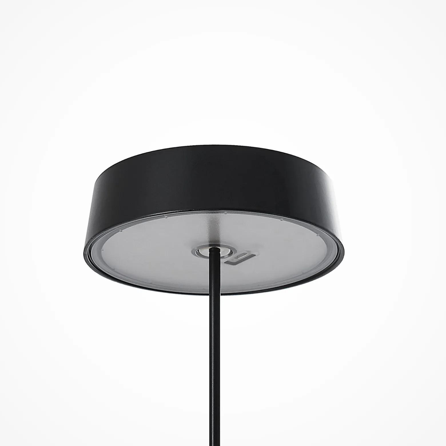 Lámpara de mesa Lucande LED recargable Tibia, negra, aluminio, USB, IP54