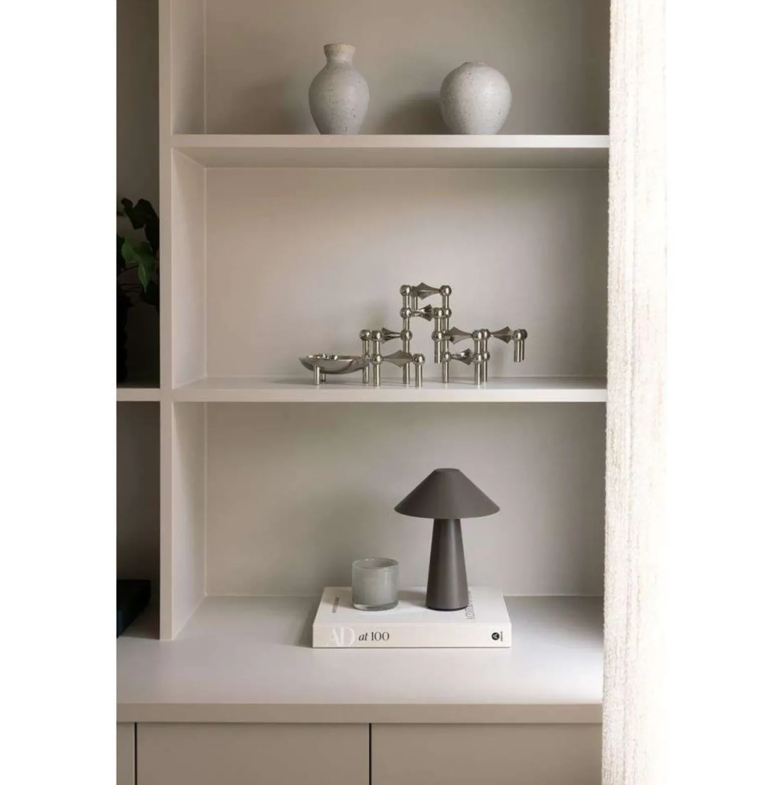 Lámpara de mesa recargable Cannes de Globen Lighting, marrón, 26 cm, IP44
