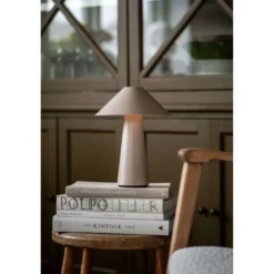 Lámpara de mesa recargable Cannes de Globen Lighting, beige, 26 cm IP44