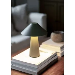 Lámpara de mesa recargable Globen Lighting Cannes, verde, 26 cm IP44