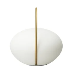 Lámpara de mesa recargable LED UMAGE Orbit, blanco/latón, IP44, CCT