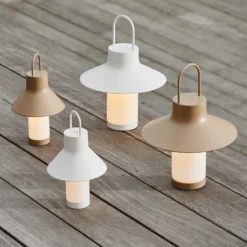 Lámpara de mesa recargable LED LOOM DESIGN Shadow Small, blanca, IP65