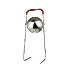 Lámpara de mesa recargable LED Mova de Dyberg Larsen, burdeos, IP44