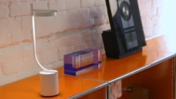 Lámpara de mesa recargable LED Grupa Igram, blanca, 40 cm, IP44