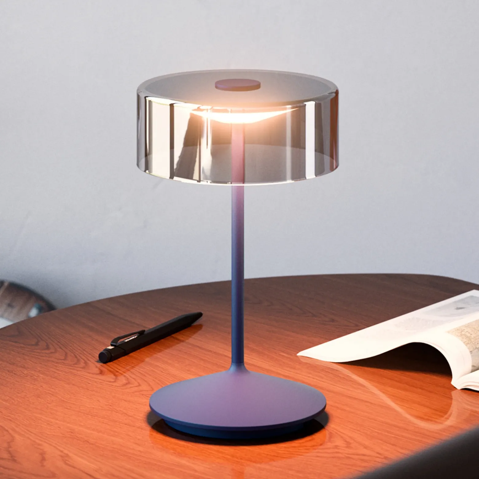 Lámpara de mesa recargable Numotion LED, azul, cristal, IP54, atenuable