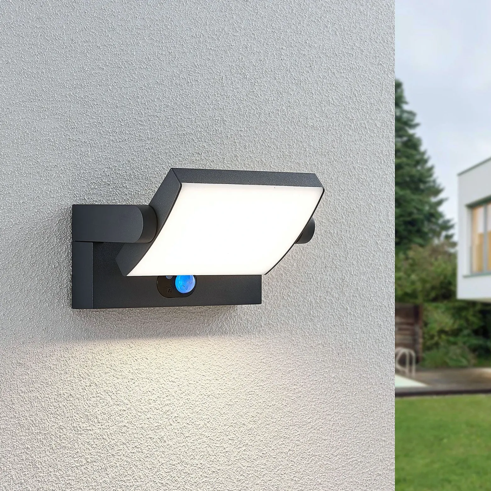 Lámpara de pared solar LED Lindby Sherin, color antracita, con sensor, IP54