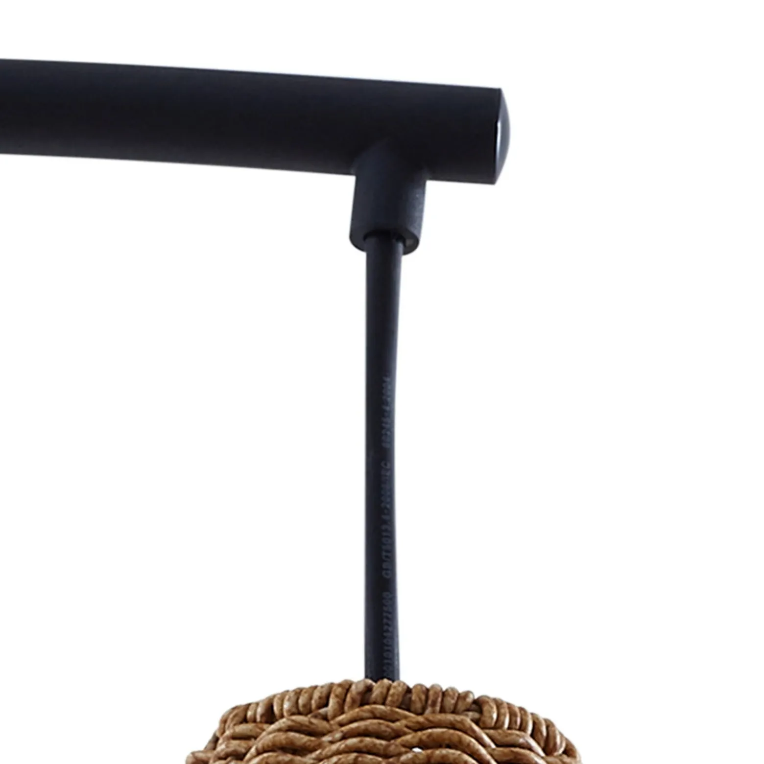 Lámpara de pie exterior Lucande Taniola, beige, ratán, 195 cm, IP44