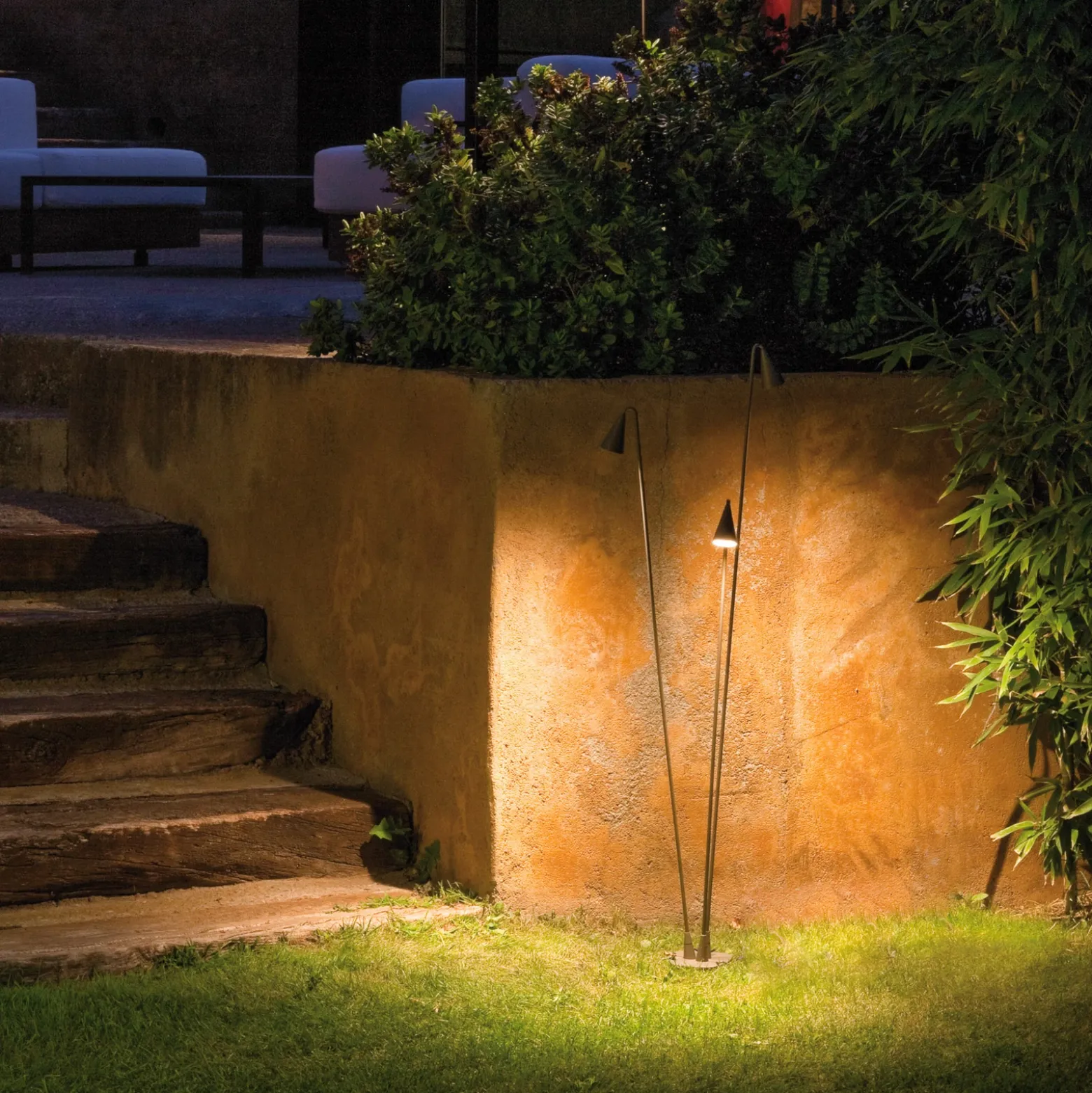 Lámpara de pie LED exterior Brisa, 3 luces, color caqui