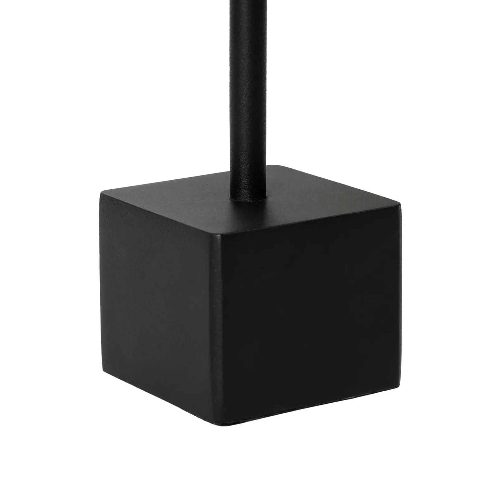 Lámpara de sobremesa Lindby LED recargable Janea CUBE, negra, metal