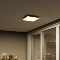 Lámpara de techo LED cuadrada Henni exteriores