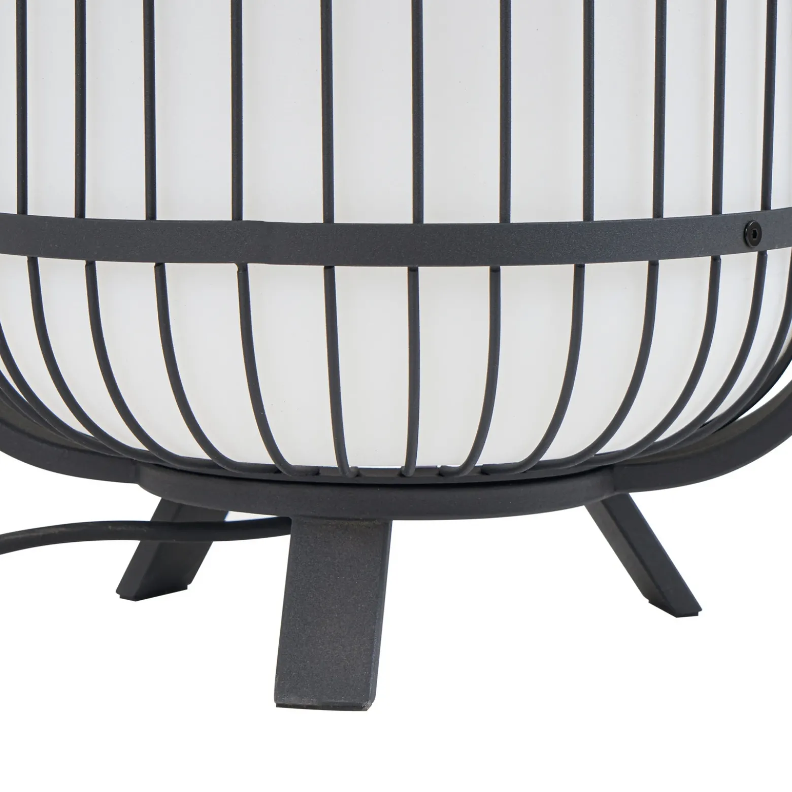Lámpara de terraza Lucande Tayori, negra, 64 cm, IP44