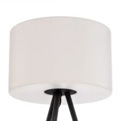 Lámpara de terraza Lucande Trivira, altura 130 cm, trípode