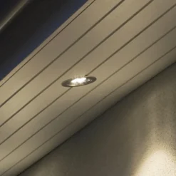Lámpara empotrada de techo con LED de encendido
