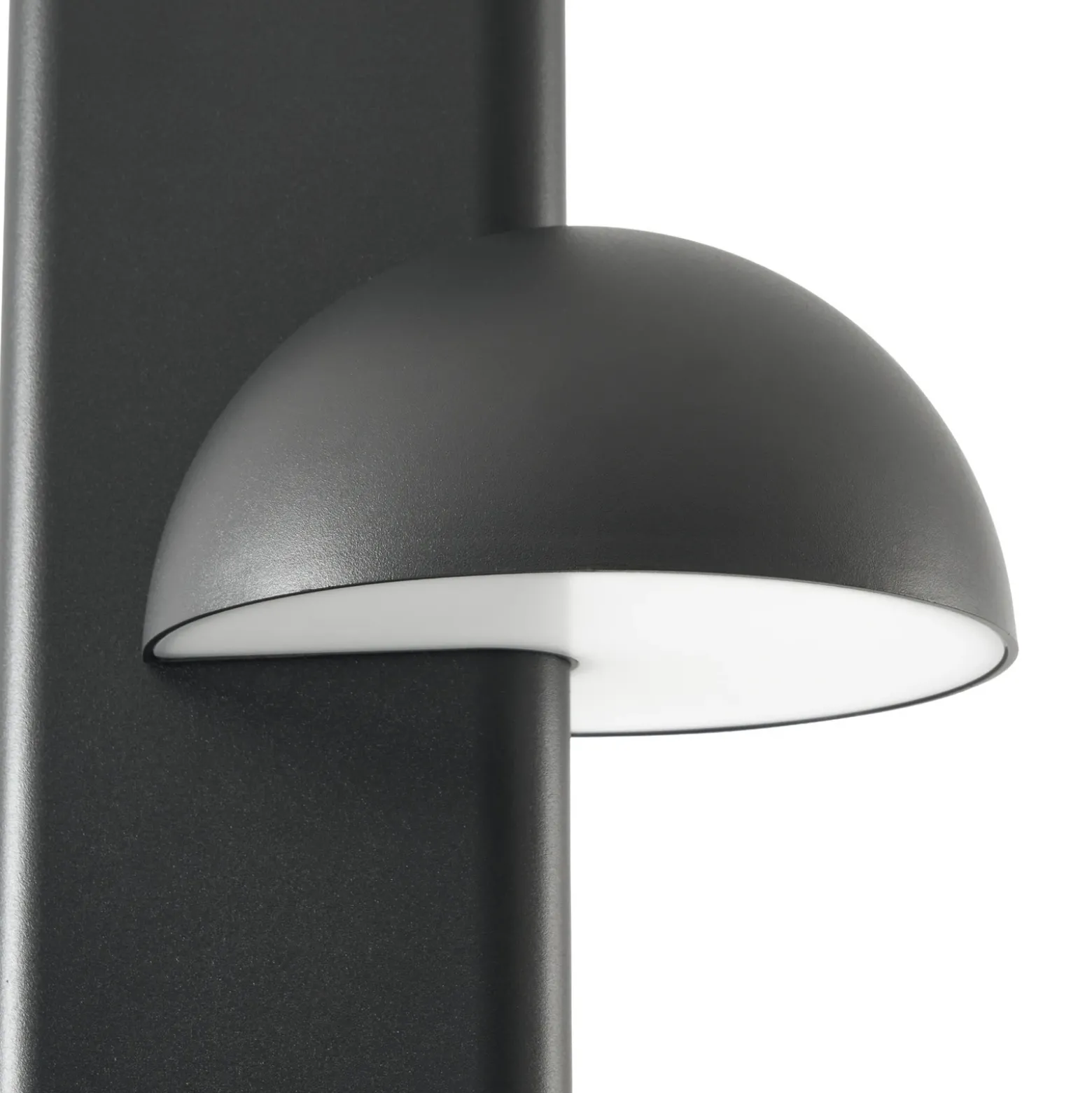Lámpara exterior LED Lucande Velira, negra, 220 cm, con 3 luces.