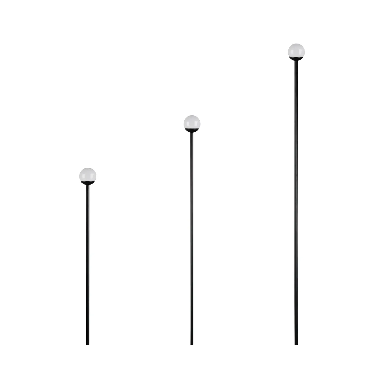 Lámpara LED con pica para suelo SCOOP, negra, 3 luces, IP44, enchufe