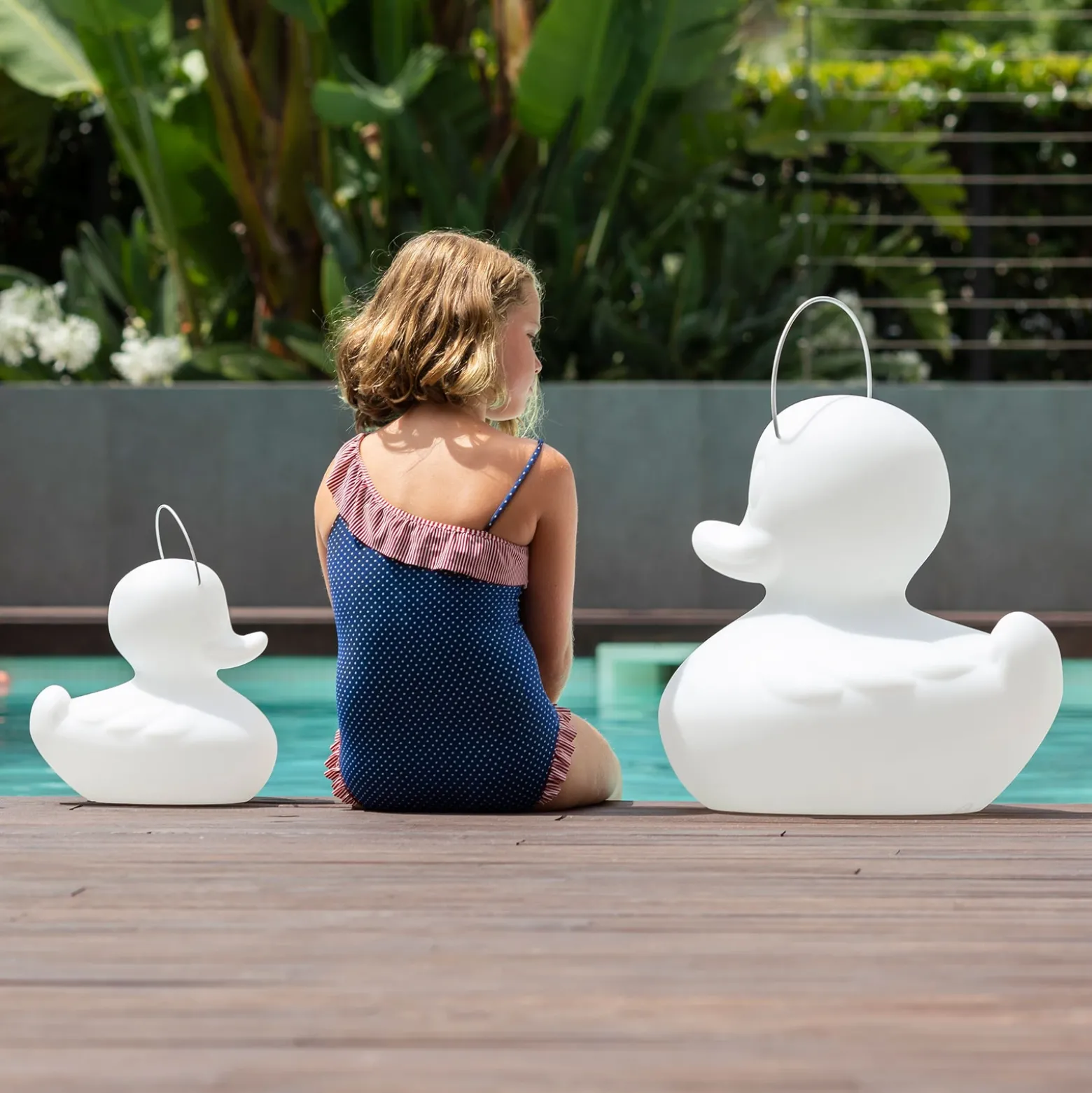 Lámpara LED de diseño DUCK-DUCK XL para exteriores en color blanco