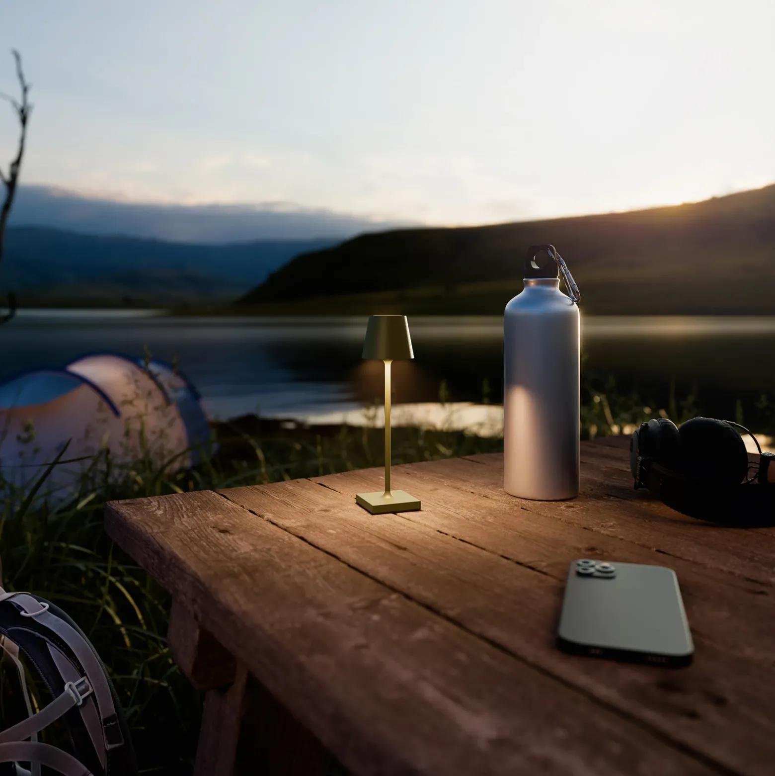 Lámpara LED de mesa con batería Nuindie pocket, verde abeto, IP54, atenuable