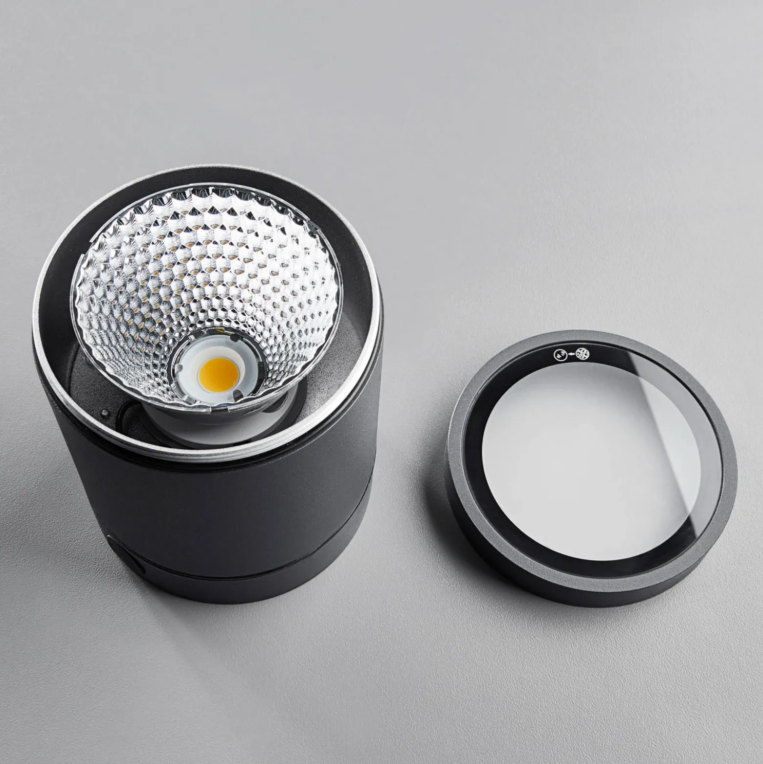 Lámpara LED de techo Negro para el exterior