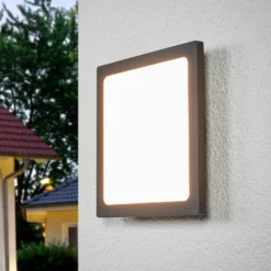 lámpara LED de techo para exterior Lucande Mabella, 23 cm, sensor, IP65
