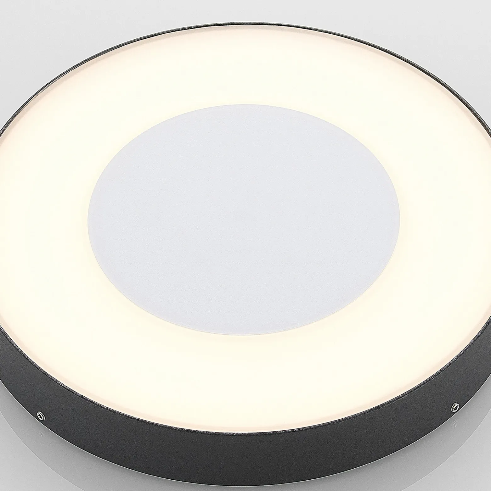lámpara LED de techo para exterior Lucande Sora, redonda, sensor, IP54