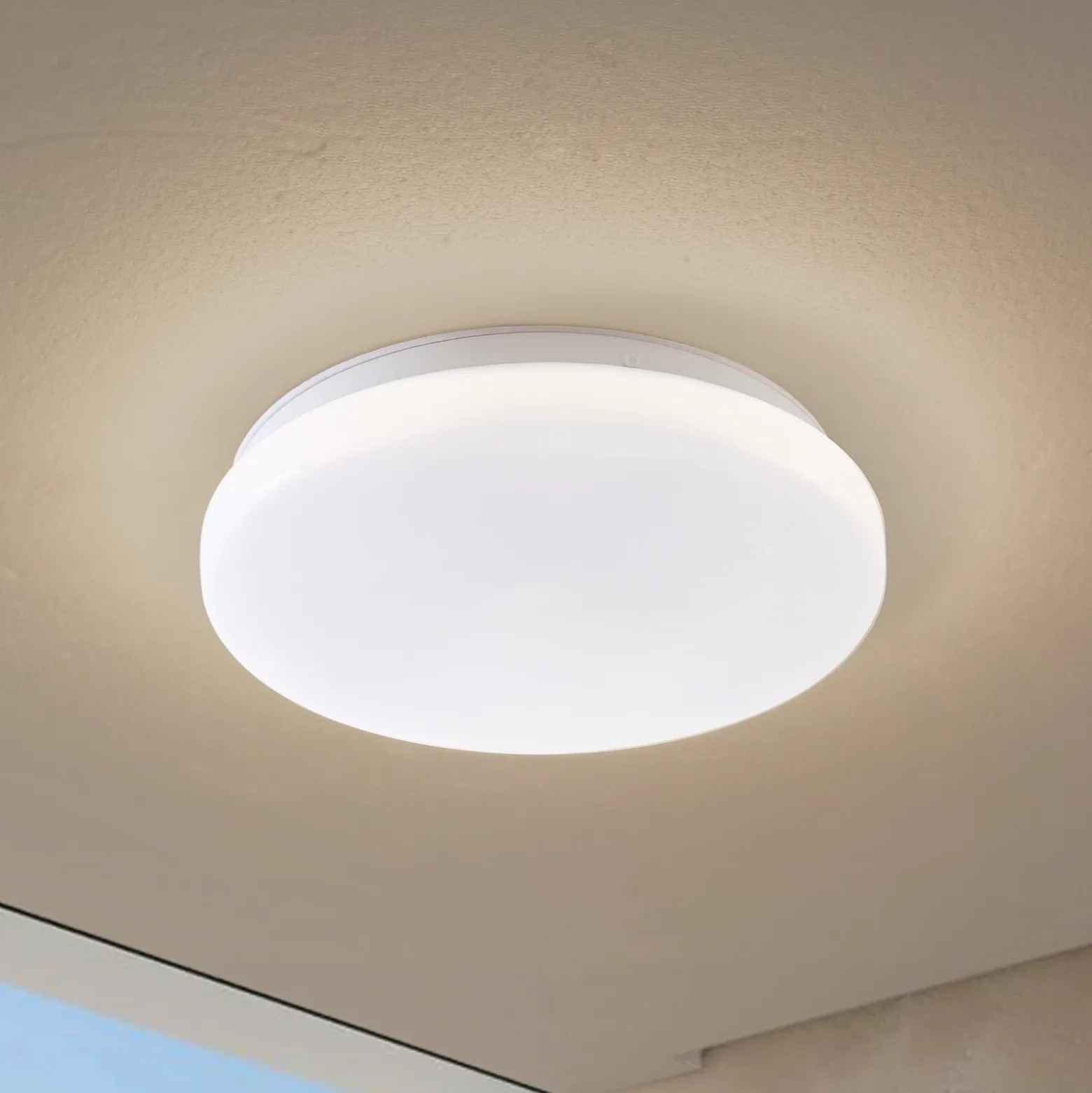 Lámpara LED de techo para exterior Lindby Kirkola, 3000 K, Ø 26 cm, blanca