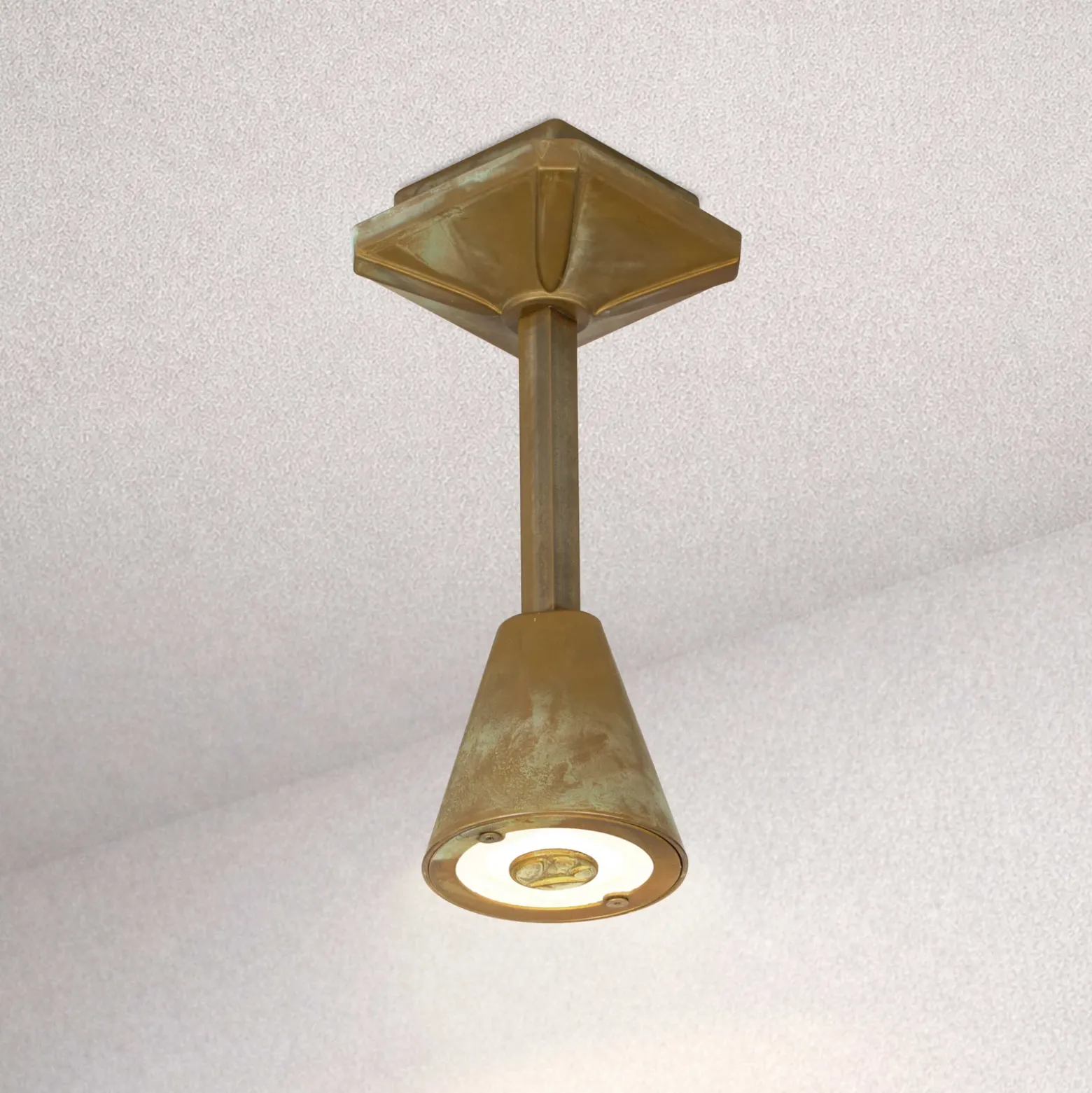 Lámpara LED de techo para exterior Silva Disk, altura 26 cm, latón antiguo