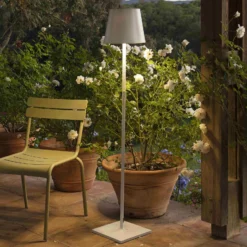Lámpara LED para terraza Toc, móvil