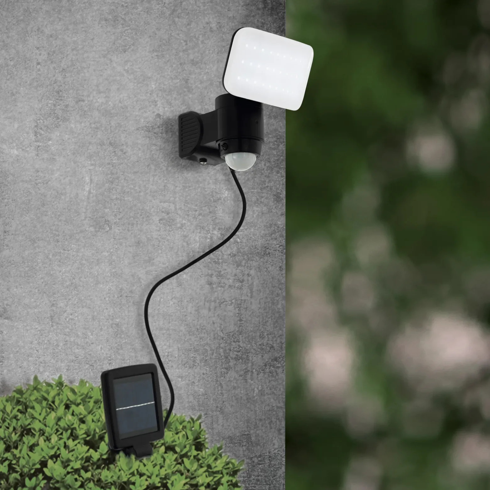 Lámpara LED solar Casabas con sensor, negro