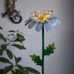 Lámpara LED solar Daisy en forma de margarita
