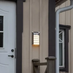 Lámpara LED solar de pared Wally con detector de movimiento