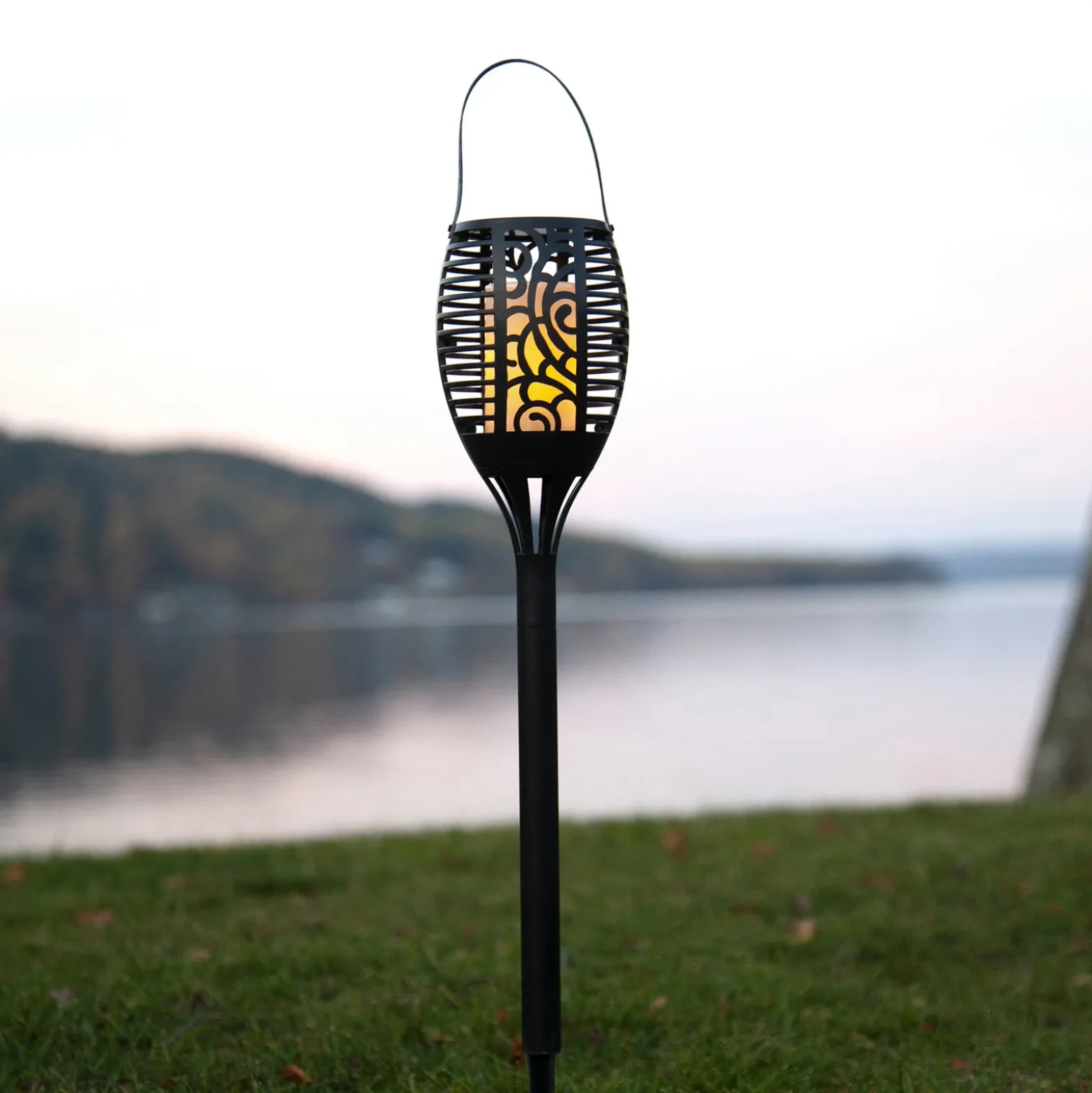Lámpara LED solar Flame, tres opciones de uso, 42 cm