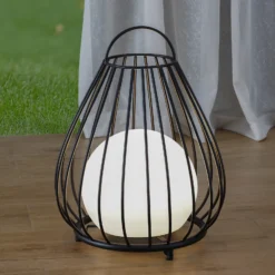 Lámpara LED solar Kelda de Lindby, negra, metal, 38 cm, atenuable.