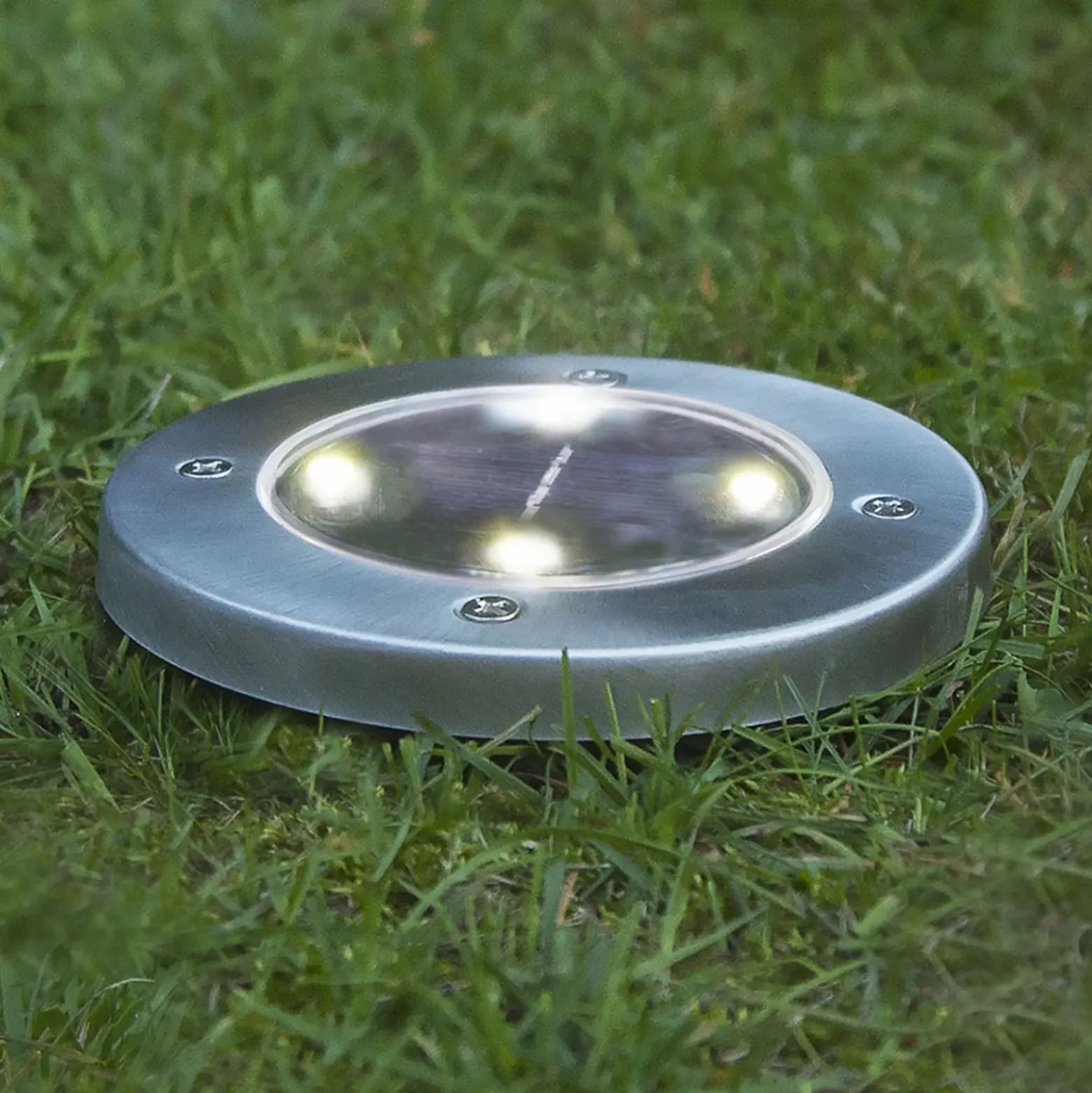 Lámpara LED solar Lawnlight con varilla de anclaje
